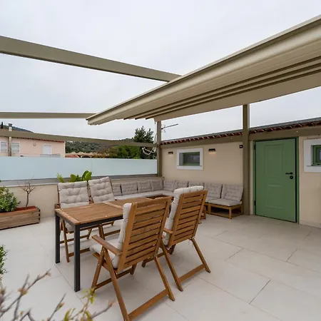 Deluxe 8, With Rooftop Terrace And Breathtaking Views *